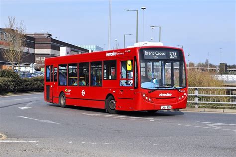 Metroline Travel Route 324 DE1141 LK10BZH Brent Cro Flickr