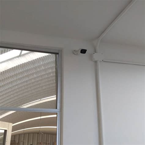 Instalacion De Camara De Seguridad En Comedor De Nave Industrial Homify