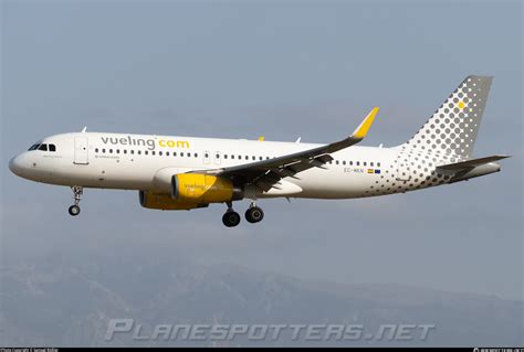 Ec Mkn Vueling Airbus A Wl Photo By Samuel R Ler Id