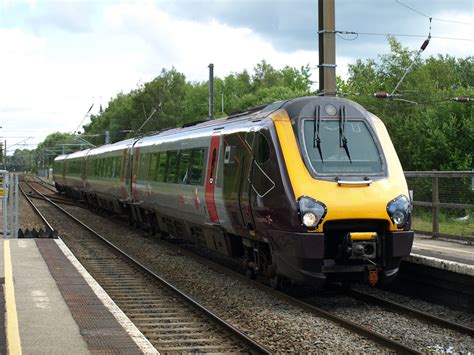 Crosscountry Class 220 Voyager 220012 Trundles Through Bar Flickr