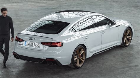 Audi Rs Sportback Presso Di Viesto Concessionaria Ufficiale