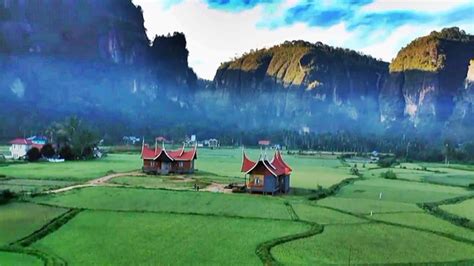 Wisata Lembah Harau Simbol Kisah Cinta Harau Rantau Nan Duo Top Sumbar