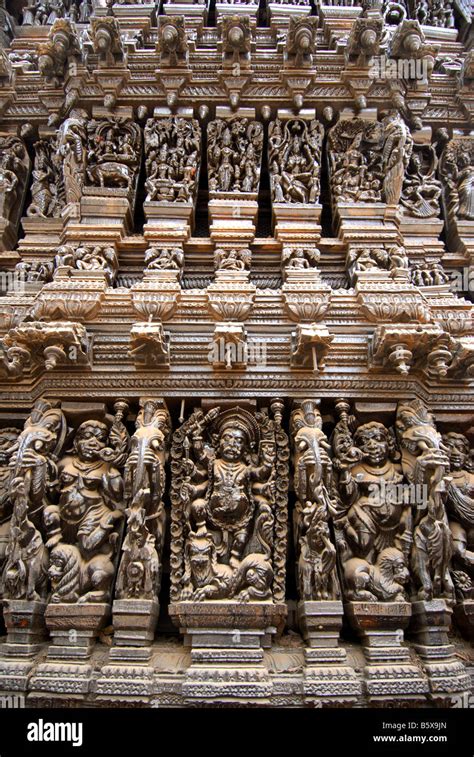 CARVINGS ON TEMPLE CHARIOT IN CHIDAMBARAM TEMPLE IN TAMILNADU INDIA ...