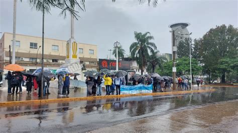 Ni La Lluvia Detuvo La Multitudinaria Marcha En Defensa De La Educaci N