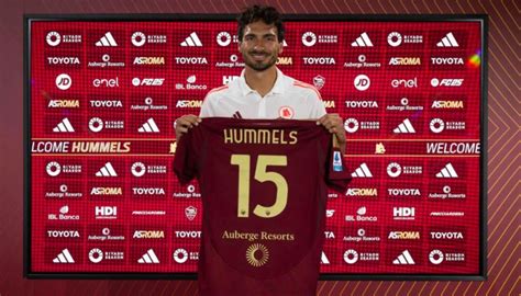 Mats Hummels er lei av å sitte på benken i Roma Sporten