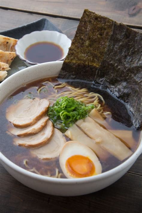 20 Different Types of Ramen (Easy Guide) - Insanely Good