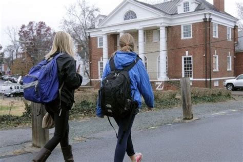 Etats Unis Les Agressions Sexuelles Fléau Sur Les Campus Tribune De Genève