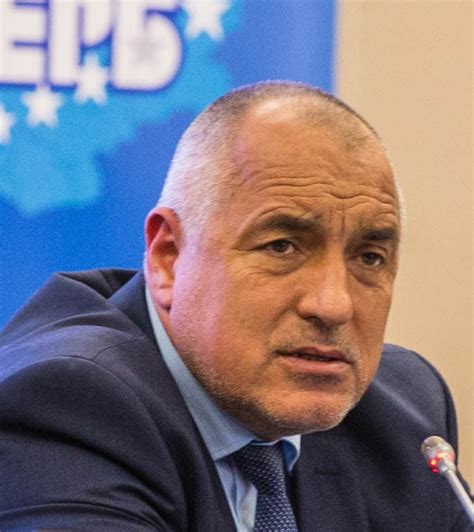 Бойко Борисов: Снимки на "премиера" с уредени авторски - за използване ...