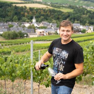 Hubert Botzet Bioweingut Hubertushof In Lieser Weingut Hubertushof