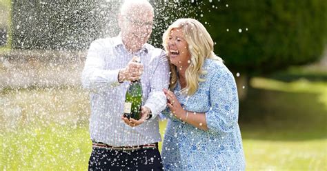 We Can Now Look At Anything On Rightmove Says Uk Couple Celebrating £