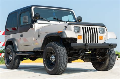 1995 Jeep Wrangler Rio Grande Edition 5 Speed For Sale On BaT Auctions