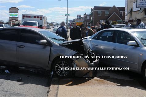 Cottman Avenue Crash Sends Two To Local Hospitals Delaware Valley News