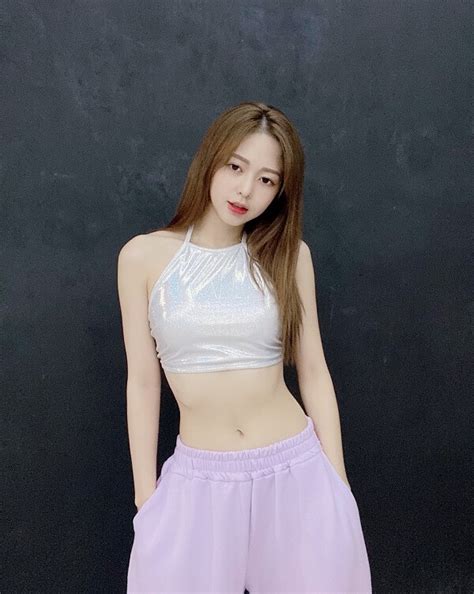 Tổng hợp Hình ảnh liz Kim Cương bikini quyến rũ gợi cảm