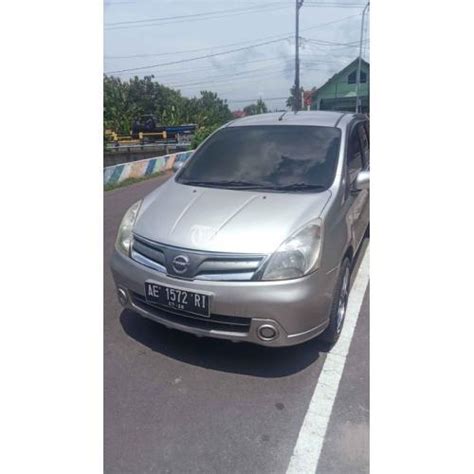 Mobil Nissan Grand Livina Sv Tahun Bekas Matic Harga Nego Siap