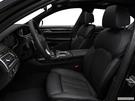 2017 Bmw 7 Series Price Review Photos And Specs Canada Drivingca