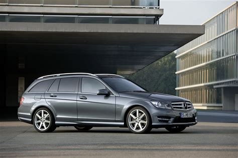 Test Mercedes Benz C300 Combi Amg Packet