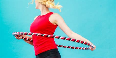 Hula Hoop Che Cosè Tecnica Benefici Programma Di Allenamento