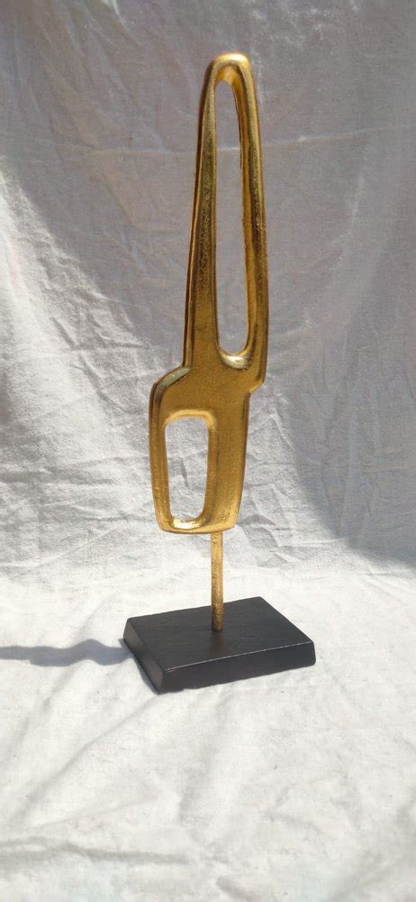 Golden Metal Sculpture, For Interior Decor at best price in Moradabad ...