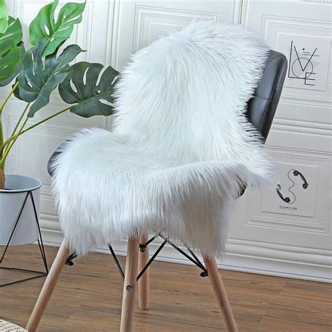 Yihaic Faux Fur Sheepskin Style Rug Faux Fleece Fluffy Area Rugs Seat