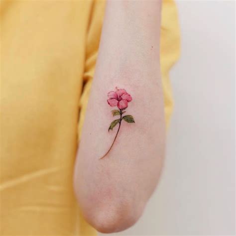 tatuagem delicada 56 Blog da Pajaris Biquínis Moda Viagens e Vida