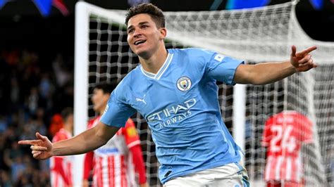 Julián Álvarez Anotó Un Doblete En La Remontada Del Manchester City 442