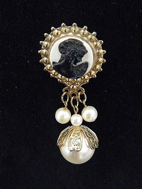 Vintage Black Cameo Brooch With Pearls Br 191 Pearl Cameo Brooch