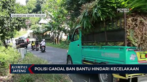 Polisi Ganjal Ban Bantu Hindari Kecelakaan Video Dailymotion