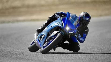 Nouvelle Yamaha R7 2021 : toutes les photos et la vidéo de la japonaise