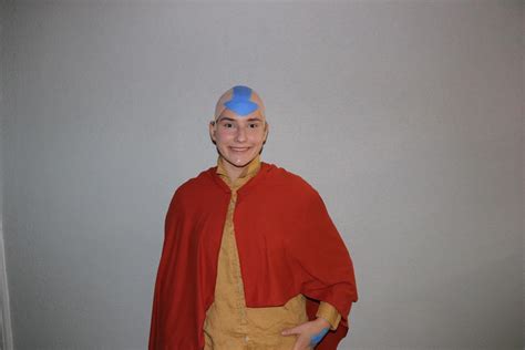 Throwback 2020 Aang cosplay [self] : r/cosplay