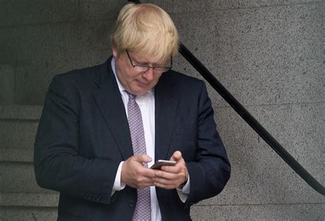 Foreign Office Warns Gay Tourists About Dangers Of Grindr Abroad PinkNews