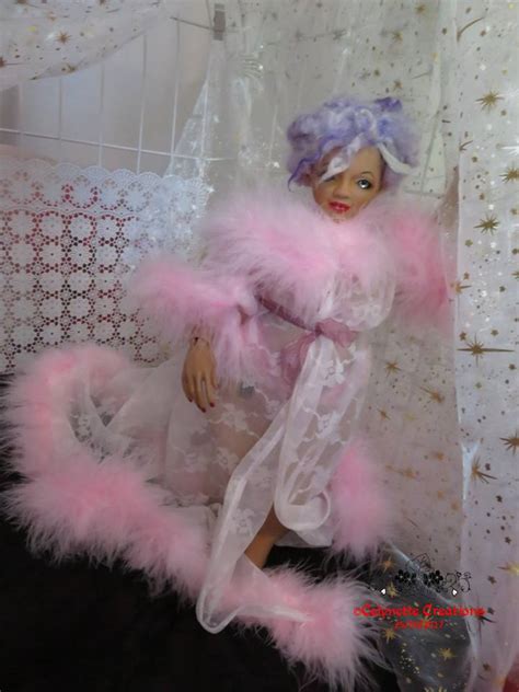 Celynette Créations Gran en lingerie rose