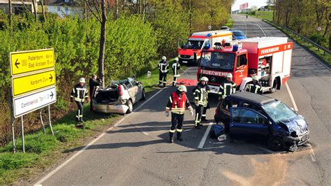 Korbach Drei Schwerverletzte Bei Unfall Auf B