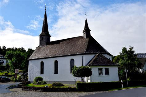 Kirche St Hubertus Rumabel