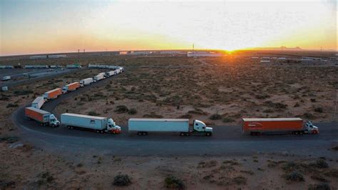 At the border: Texas fully lifts state inspections at borders | khou.com