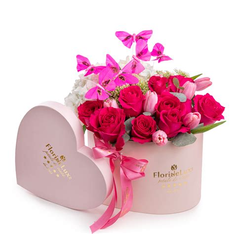 Aranjament Floral Cu Trandafiri Si Lalele Pink Fantasy FlorideLux Ro