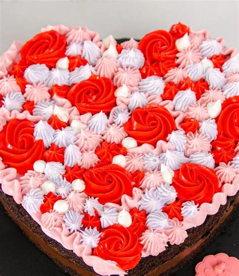 Vegan Naked Heart Cake By Sugarmoo In Dubai Joi Gifts