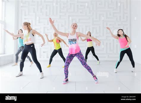 Zumba Dance Hi Res Stock Photography And Images Alamy