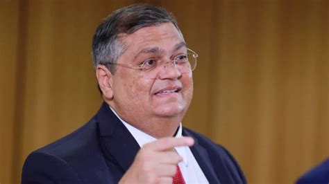 Dino Avisa Que Vai Acionar Agu Para Cobrar Indenização De Bolsonaro