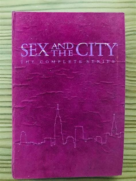 Sex And The City The Complete Series Collector S Giftset Amazon Ca Sarah Jessica Parker