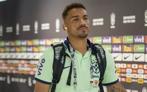 Flamengo mira contratação de lateral Danilo da Seleção Brasileira