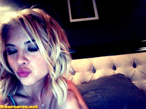 Νέες φώτος της Ashley Benson που διέρρευσαν από το iCloud KoUrSaRoS net