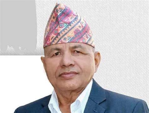 मुख्यमन्त्री गिरीले आज पद तथा गोपनियताको सपथग्रहण गर्दै Dcnepal