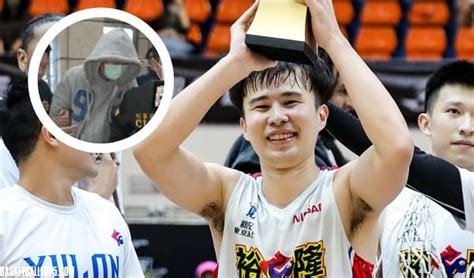 Basketball Top5 影裕隆mvp成過街老鼠！柯旻豪打假球遭激動記者狂嗆「mvp是打假球換來的嗎」 嚇到全身顫抖畫面曝光