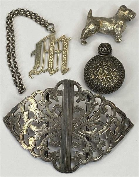 SILVER BIJOUTTERIE ITEMS 4 A Birmingham Silver Nurse S Buckle Dated