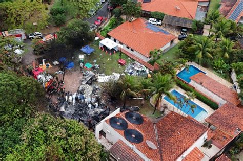 Brazilian Authorities Recover Bodies Probe Cause Of Deadly Plane Crash