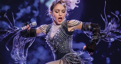 10 Best Madonna Songs of All Time - Singersroom.com