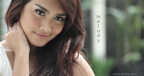 Hot Pictures And Wallpapers Koleksi Foto Artis Cantik Melody Prima
