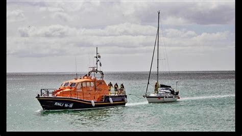 Rosslare Harbour And Kilmore Quay Rnli Come To The Aid Of Two People Rnli