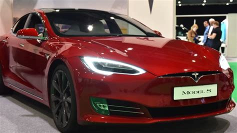 Tesla Scrutinized By The Nhtsa Over Model 3 Safety Claims