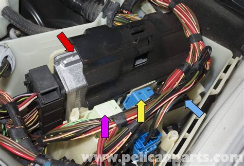 BMW Z4M DME Engine Control Module Relay And Main Fuse Replacing